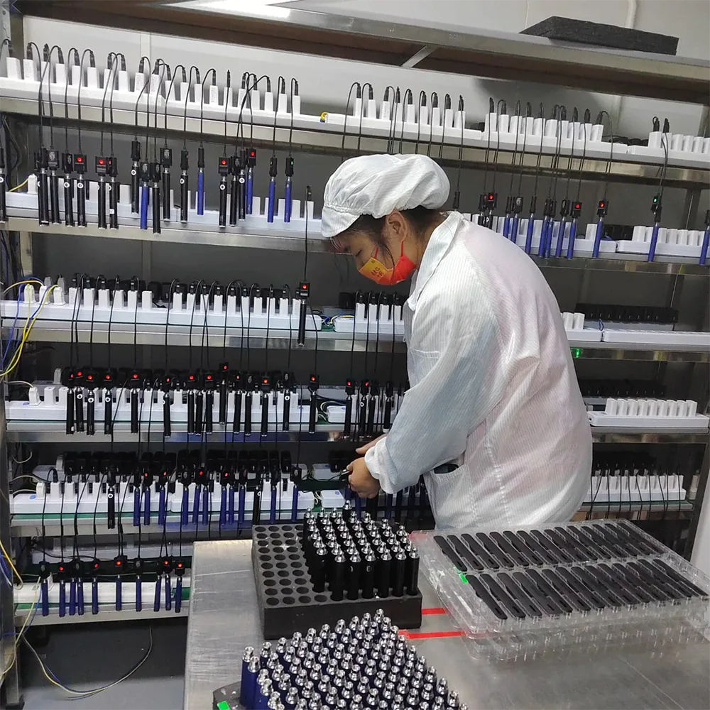 About us 2 GG-Vape strict 4-stage quality control process and dust-free workshop in Dongguan factory